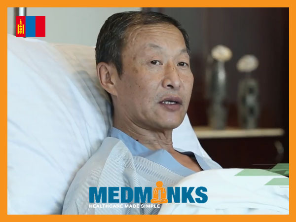 بیمار مغولستانی تحت عمل جراحی پیوند کبد پرخطر در هند