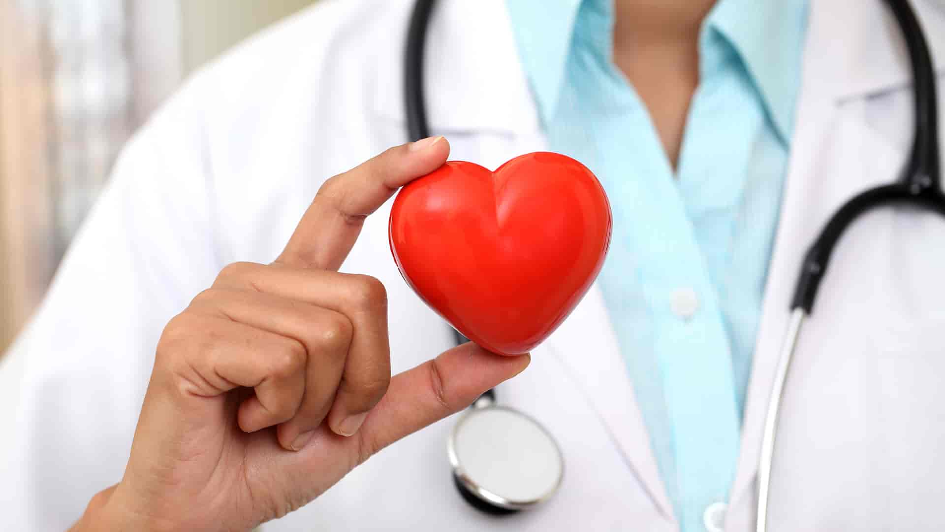 melhores cirurgiões cardíacos em Mumbai