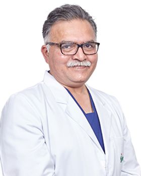 Il dottor Raman Kant Aggarwal