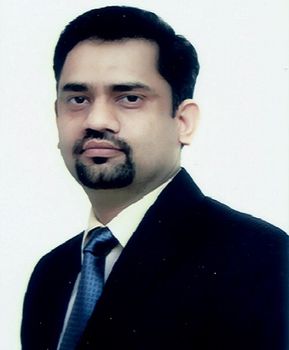 Il dottor Deepak Jha