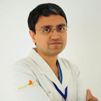 Il dottor Vikas Singhal