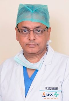 Д-р Анил Кумар Варшни