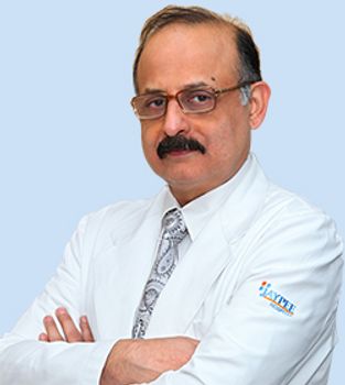 Il dottor Rajesh Sharma