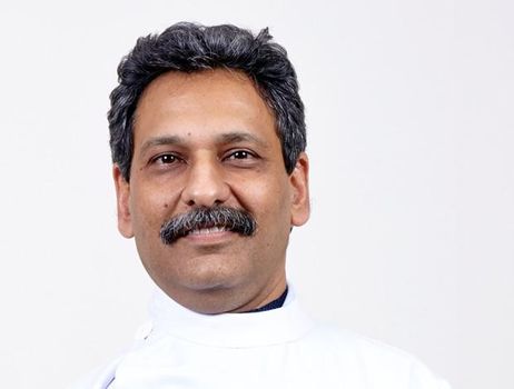 Dr Vineet Ohri