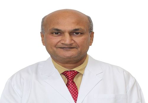 Il dottor Yogesh Agarwala