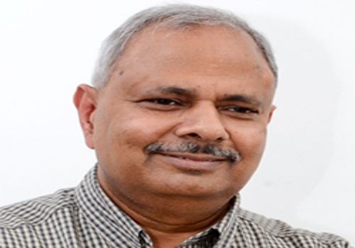 Dr Mahesh Mangal