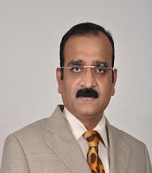 Il dottor Ramesh Mahajan