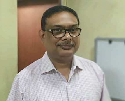 Dr. Himadri R Chowdhury