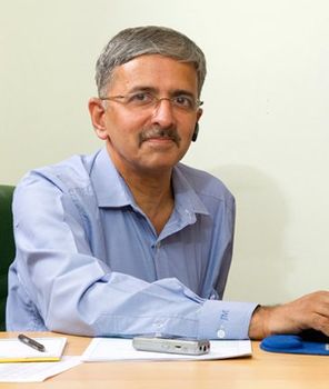 Il dottor H. Ramesh