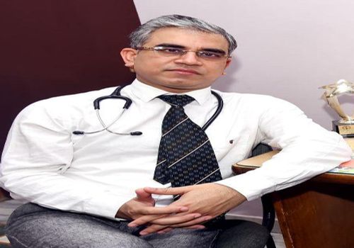 Il dottor Kuldeep Sharma