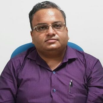 Il dottor Sanjeev Dhanuka
