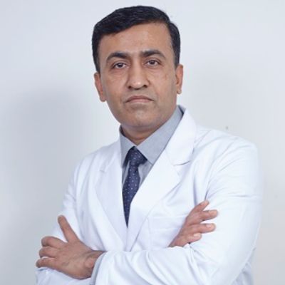 Il dottor Dushyant Nadar