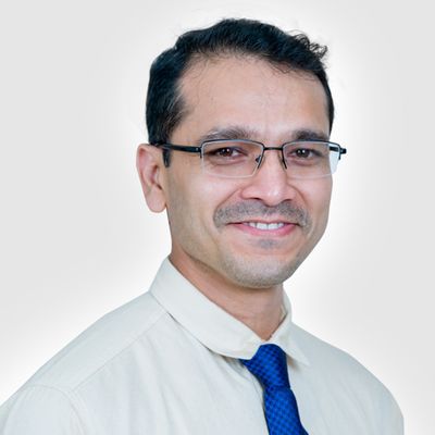 Dr Vivek A N