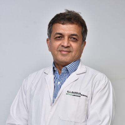 Il dottor Sanjay Borude