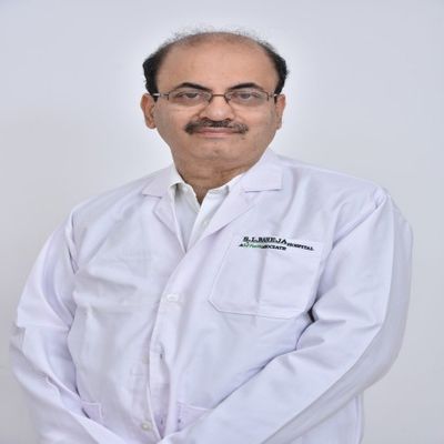 Il dottor Sudesh Phense