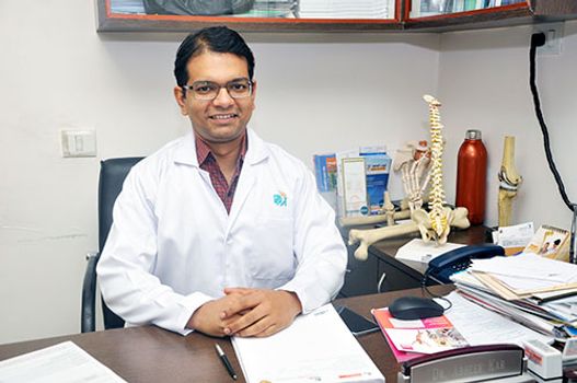 Il dottor Abheek Kar