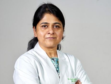Il dottor Rashmi Rajat Chopra