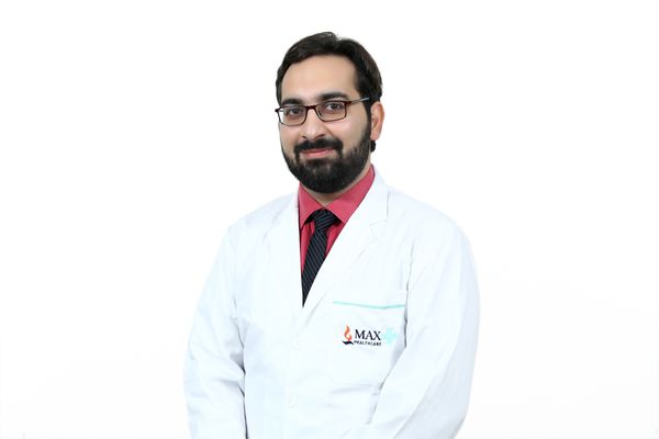 Dr Rahul Arora