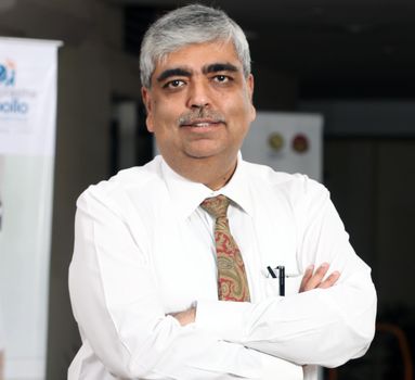 Dr Achal Bhagat
