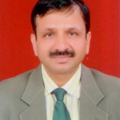 Dr Umar Mittal