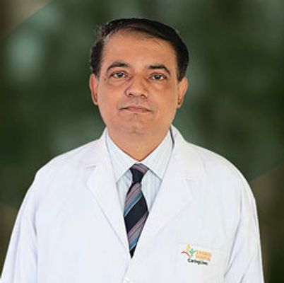 Доктор Динеш Кумар Багга