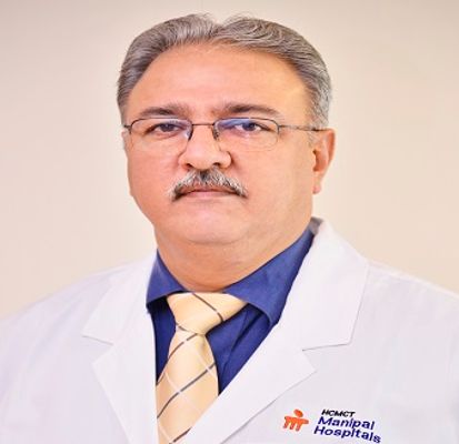 الدكتور فيكاس تانيجا