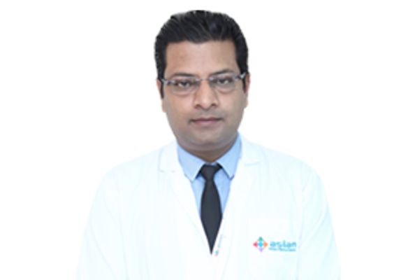 Il dottor Amit Chaudhary
