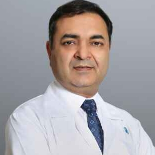 الدكتور Sudheer Tyagi