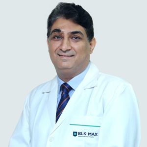 Il dottor Puneet Girdhar