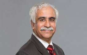 Il dottor Naresh Bhat